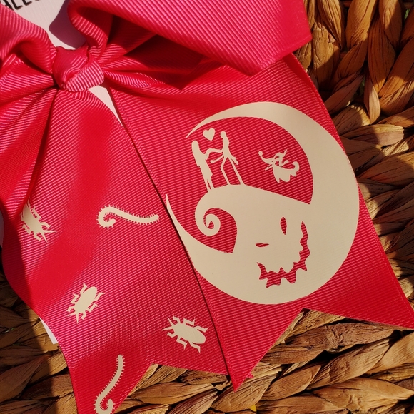 Nightmare before Christmas bow 🎀 - Picture 2 of 3